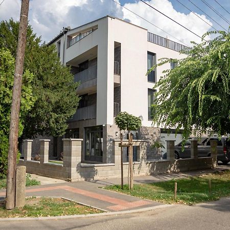 Maya Panzio-Rezidencia Szeged Extérieur photo