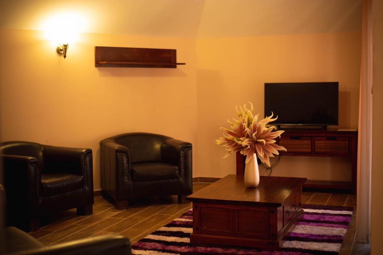 Maya Panzio-Rezidencia Szeged Extérieur photo