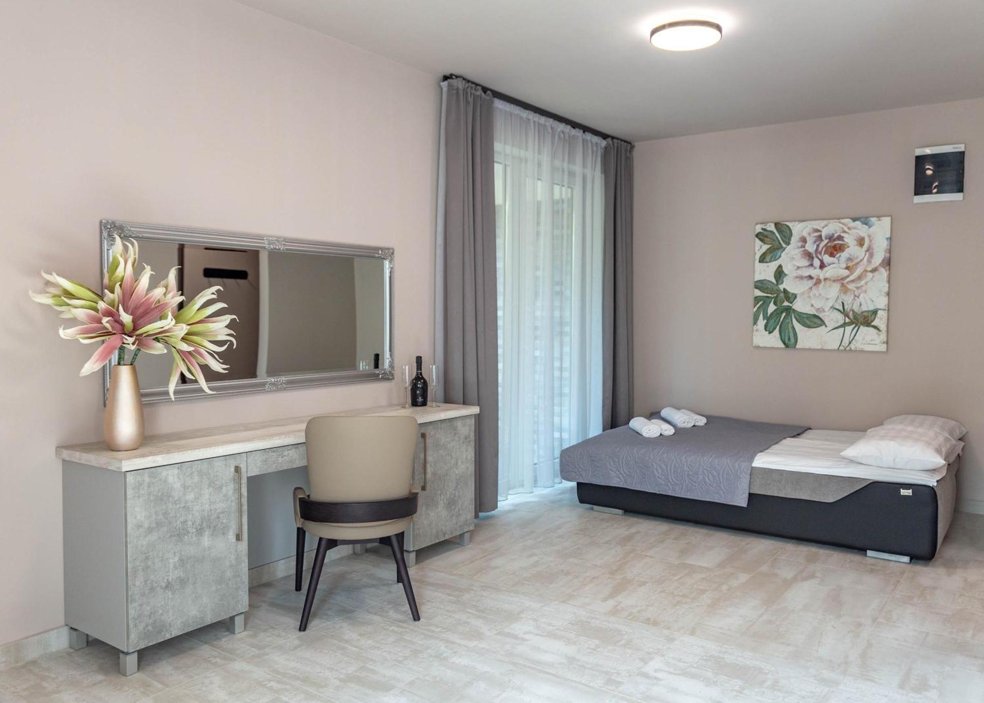 Maya Panzio-Rezidencia Szeged Extérieur photo