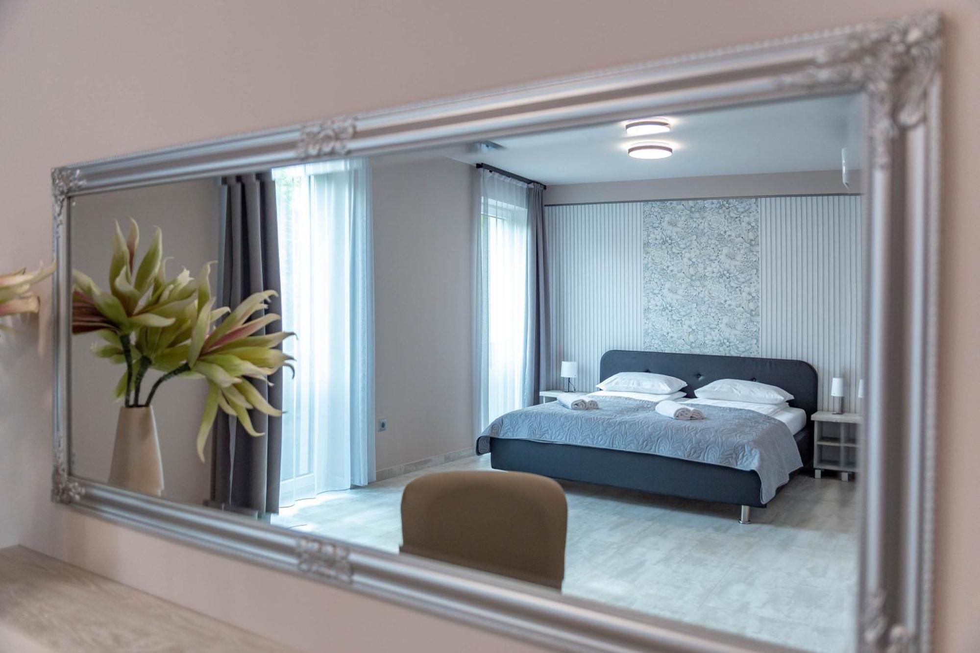 Maya Panzio-Rezidencia Szeged Extérieur photo